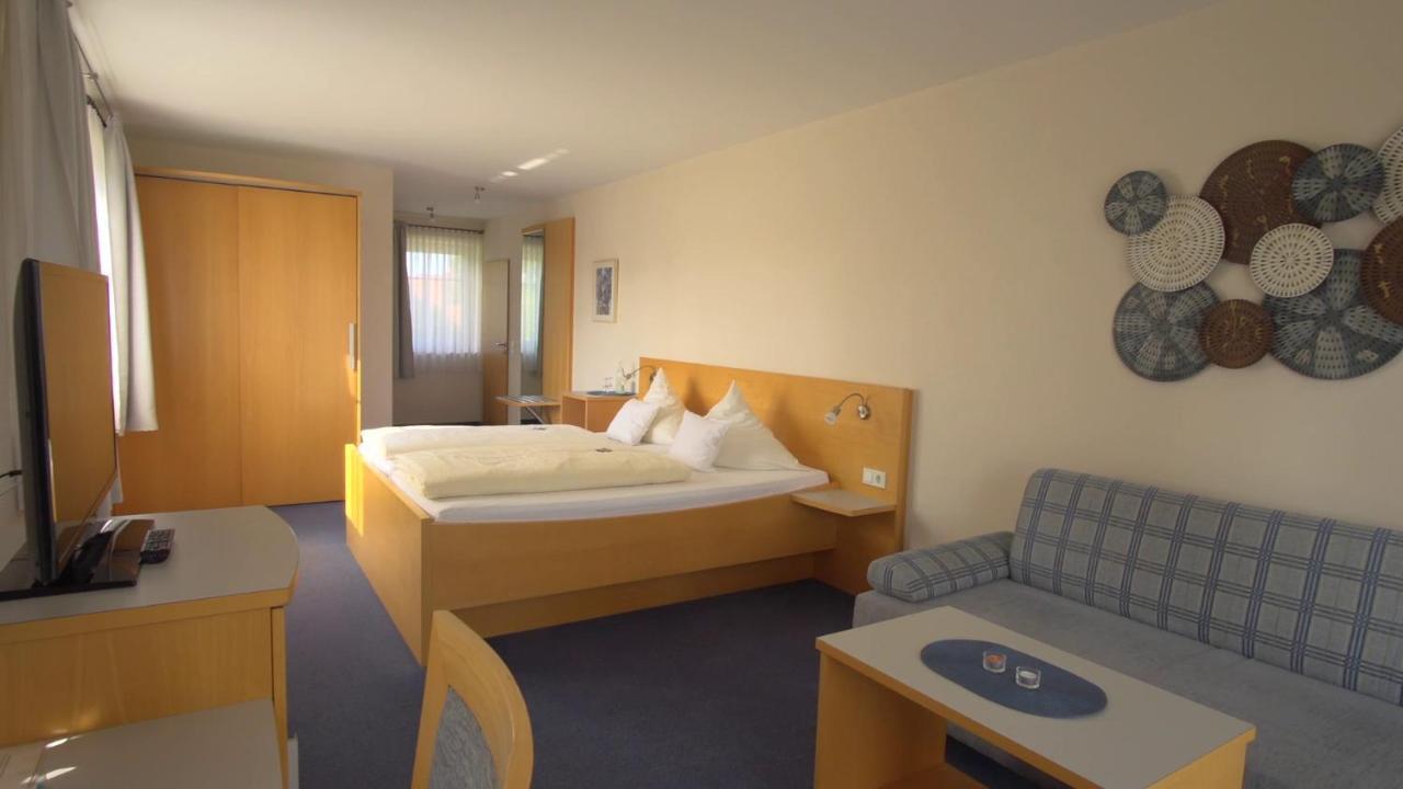 Landhotel Larenzen Kirchham Exteriör bild