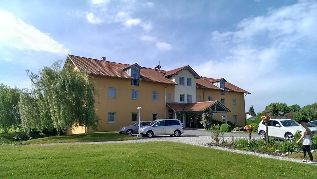 Landhotel Larenzen Kirchham Exteriör bild